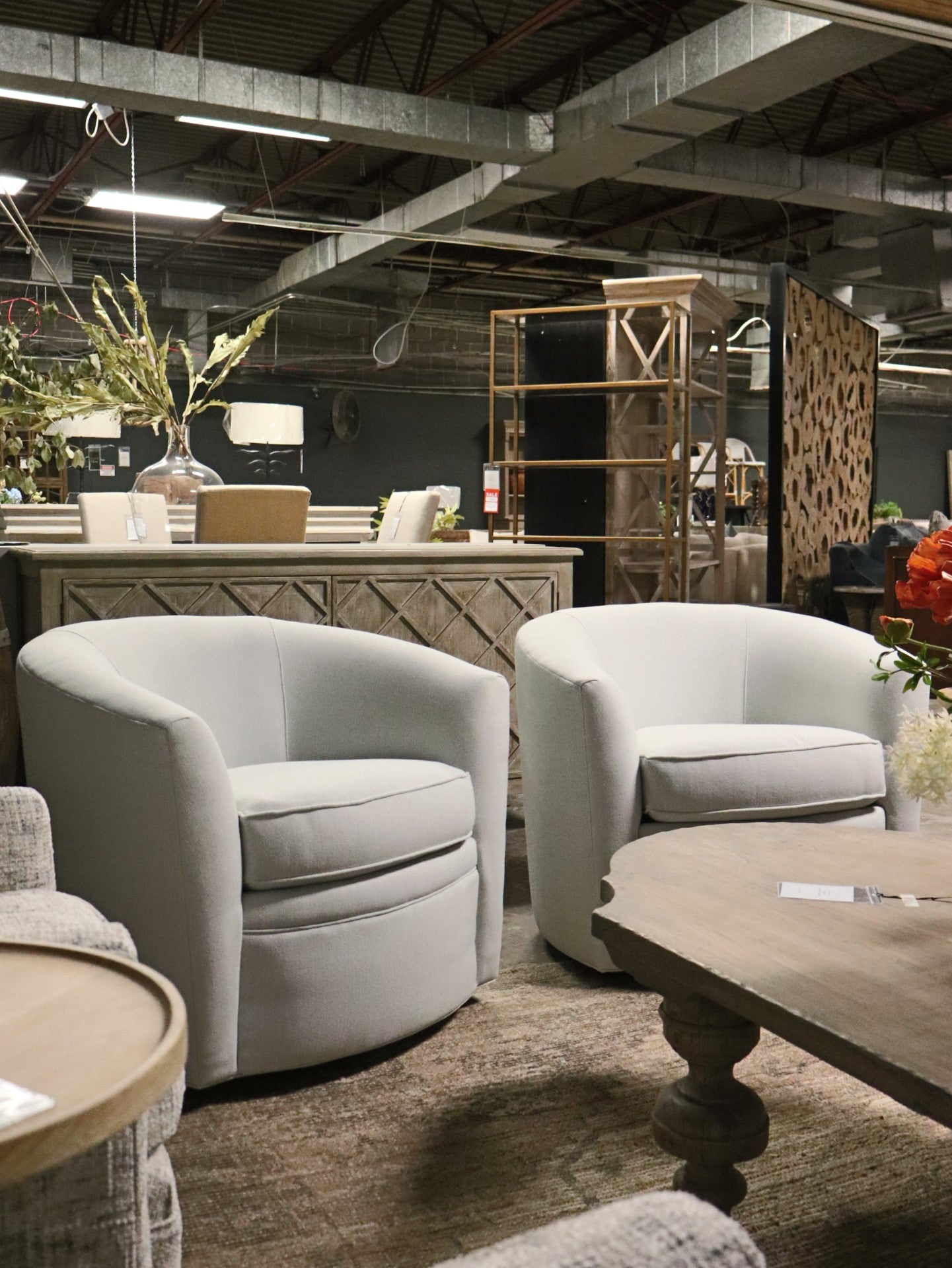 K940-016-VR310-69 Baldwin Swivel Chair