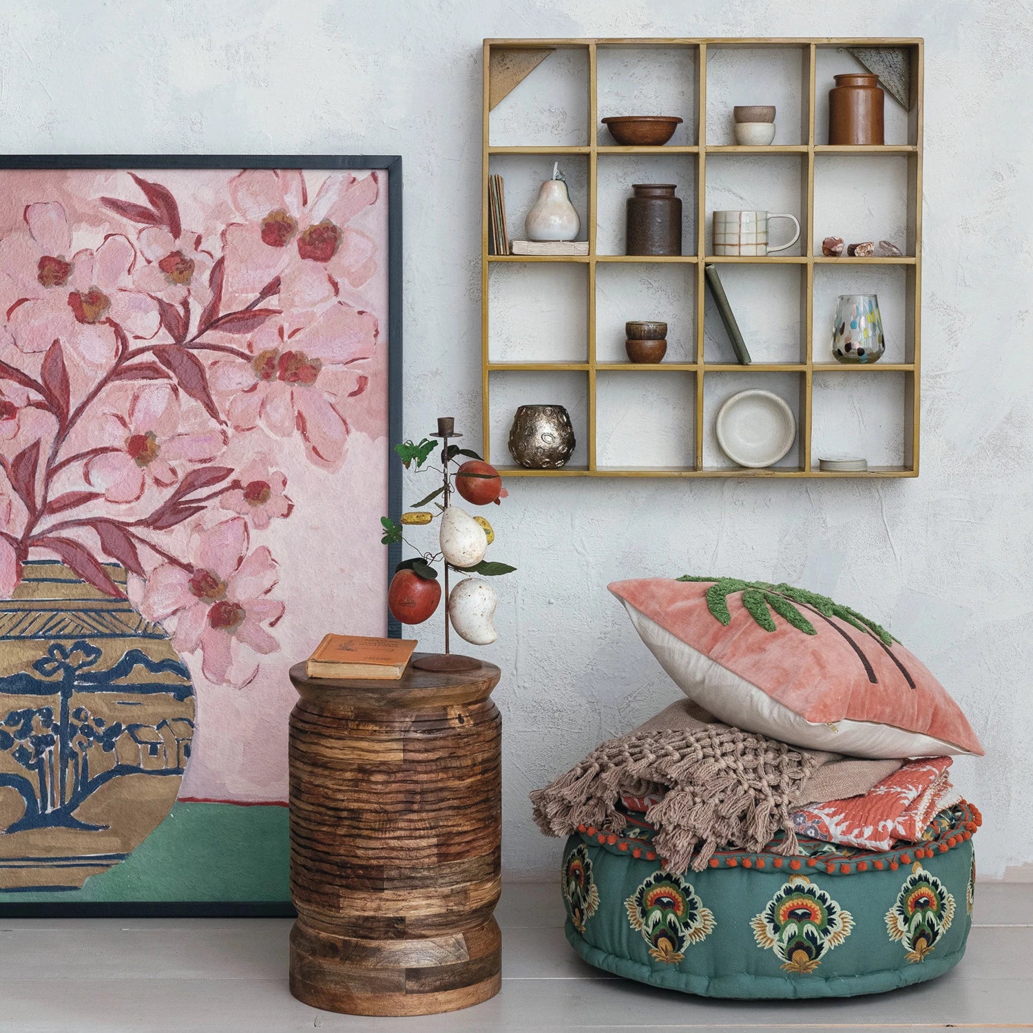DF9554 Wood Framed Flower in Vase Art