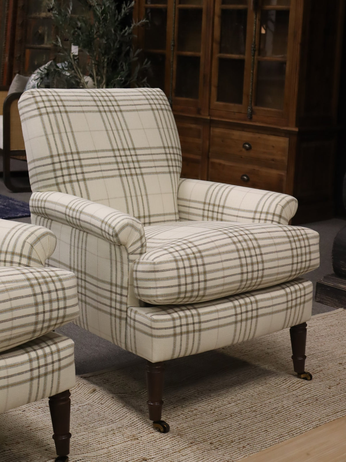 Hannah Accent Chair in SA116-69