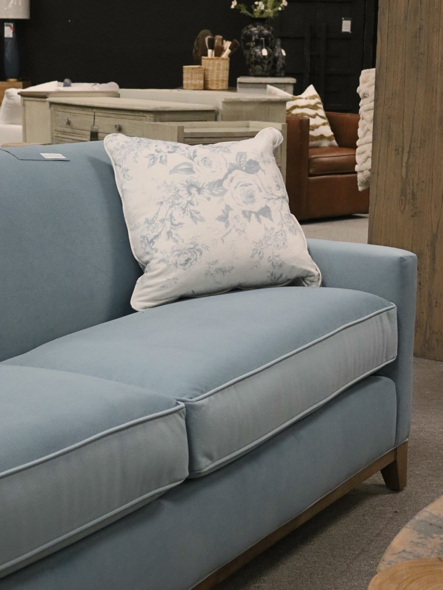 G560-000-12016-34 Martin Ice Blue Velvet Sofa