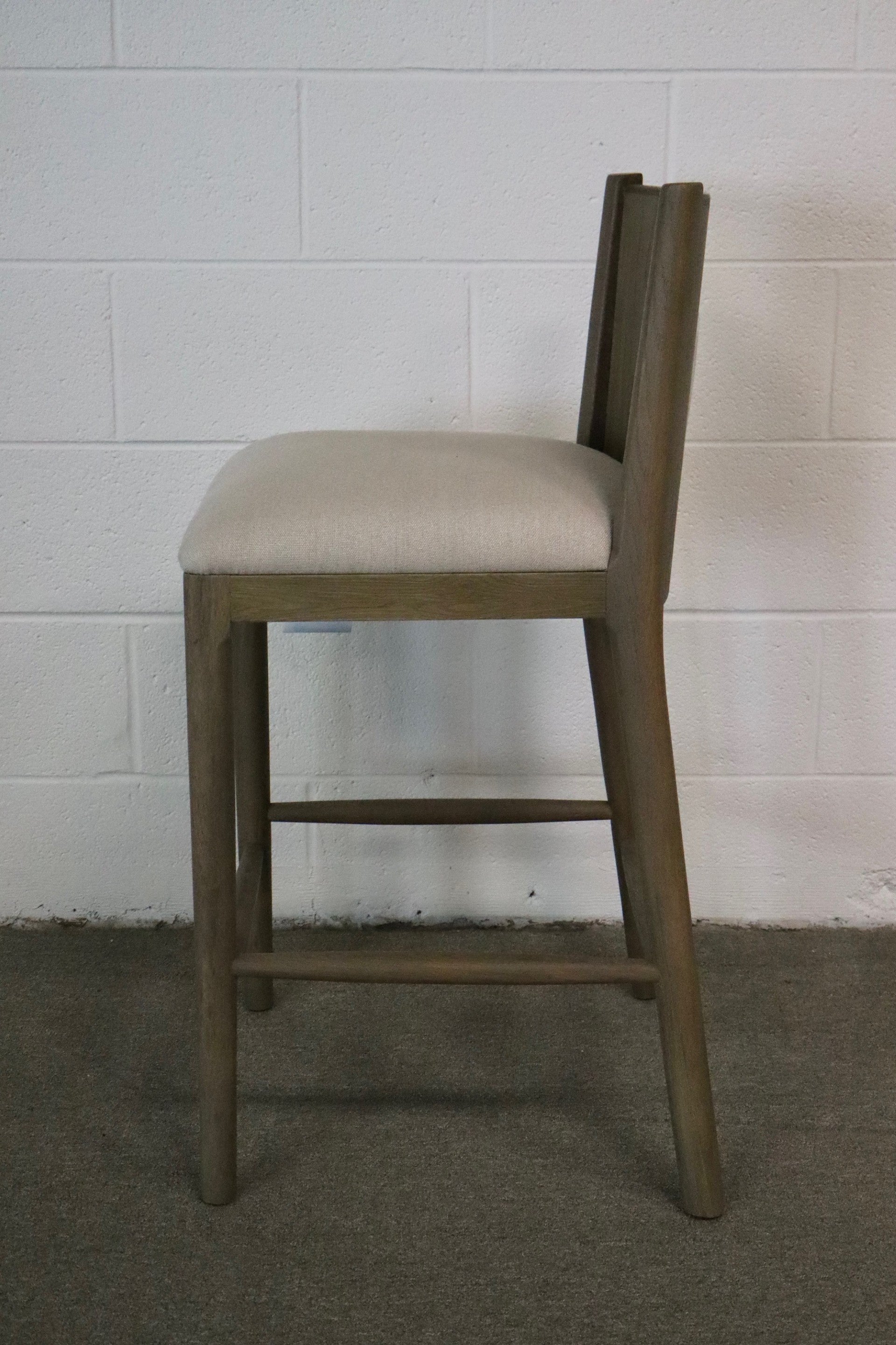 EJ-1054C1 B014 Gray Oak Counter Stool