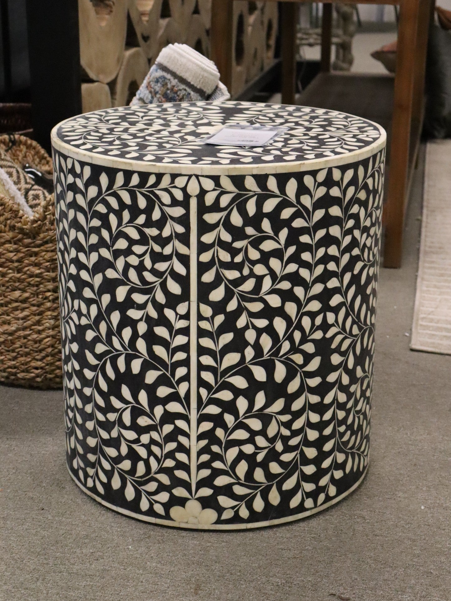 PA2169 SAMPLE Round Side Table