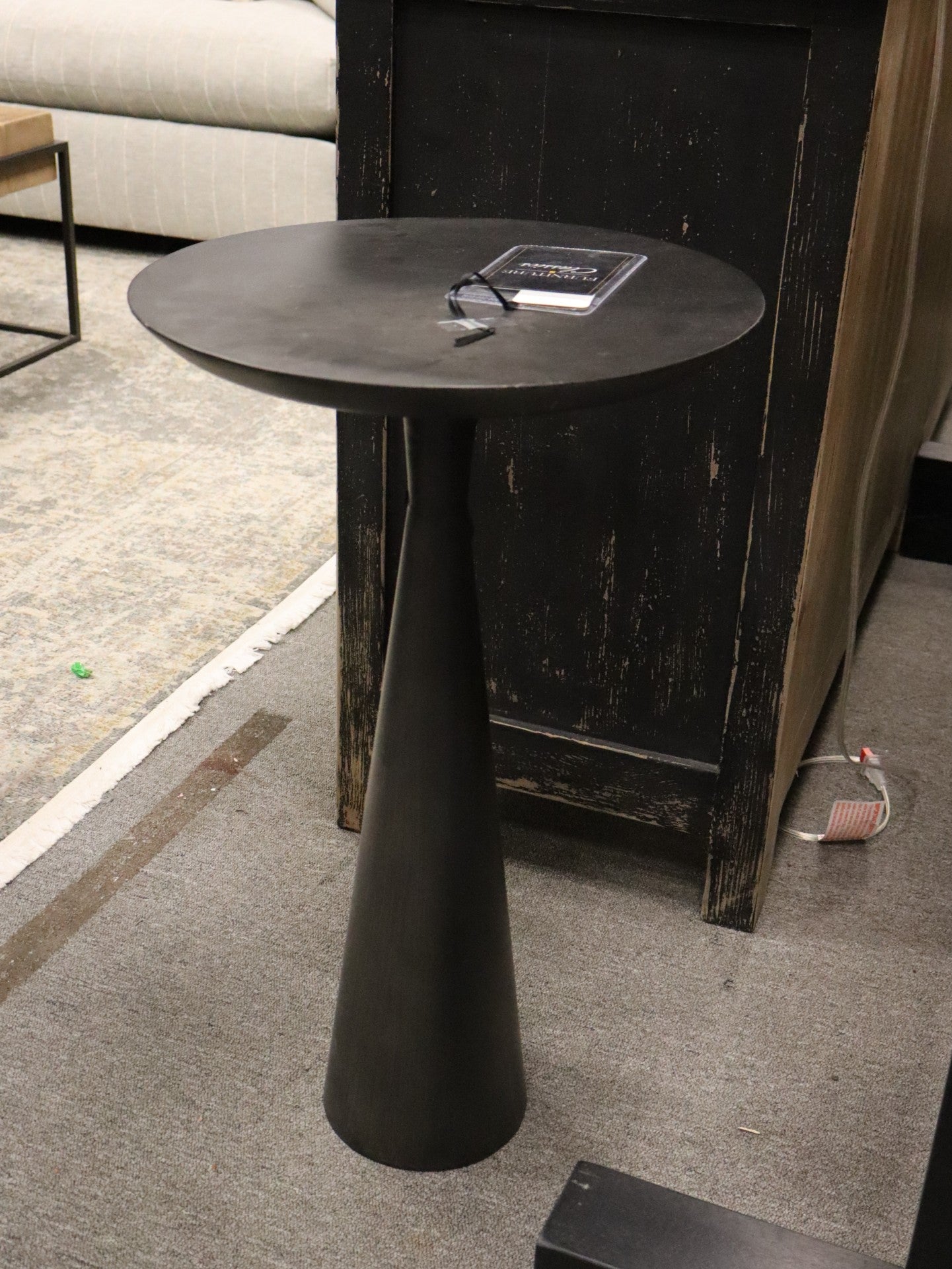 TY1503 End Table