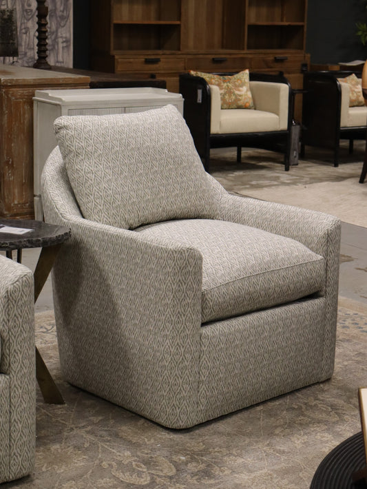 Laya Swivel Chair in 13009-23