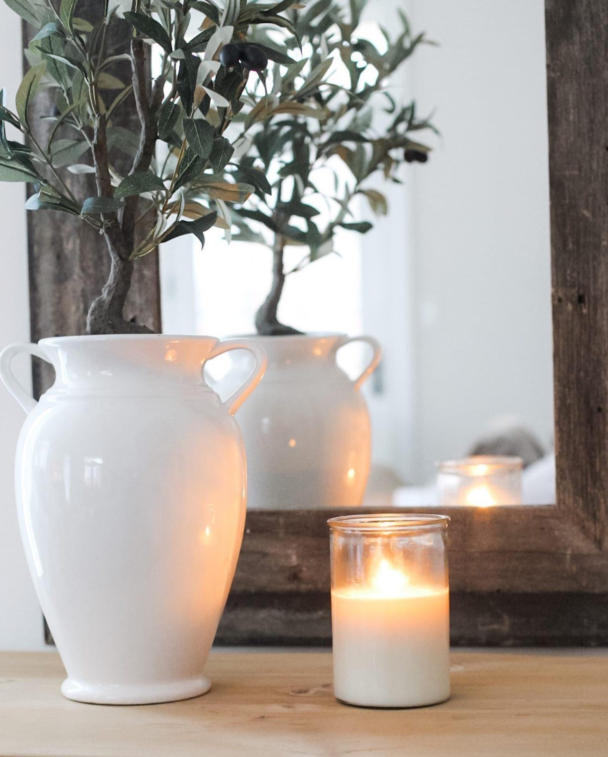 Classic Candle Olive Branch